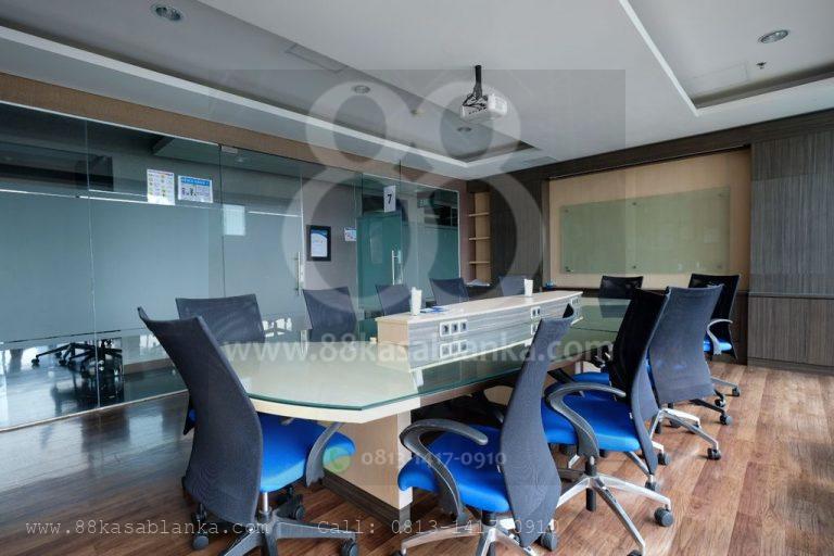 Read more about the article Sewa Kantor Jakarta Selatan Luas 528 m2 Fully Furnished Office 88@Kasablanka